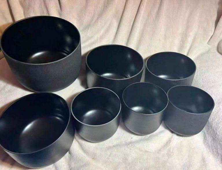 black-singing-bowls